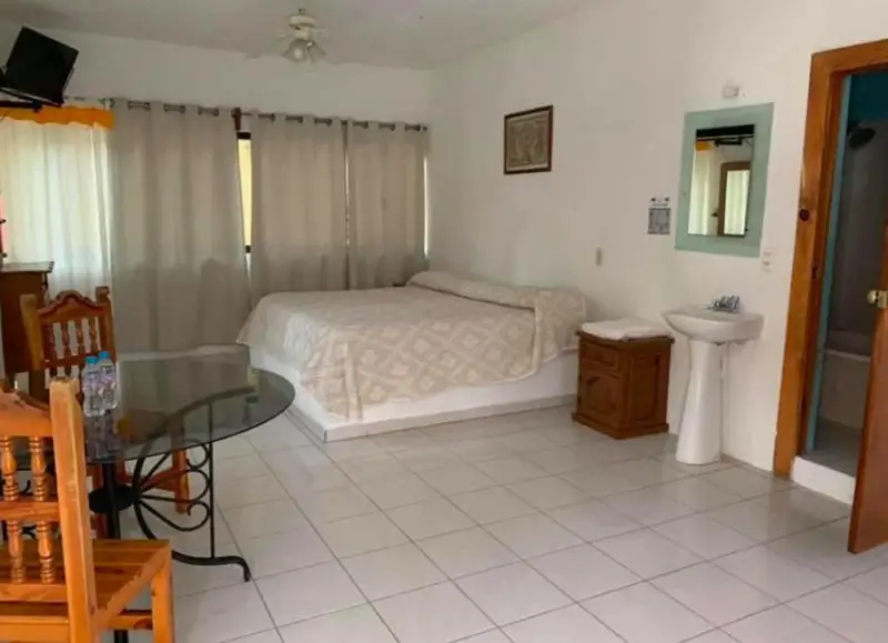King Room with Spa Bath